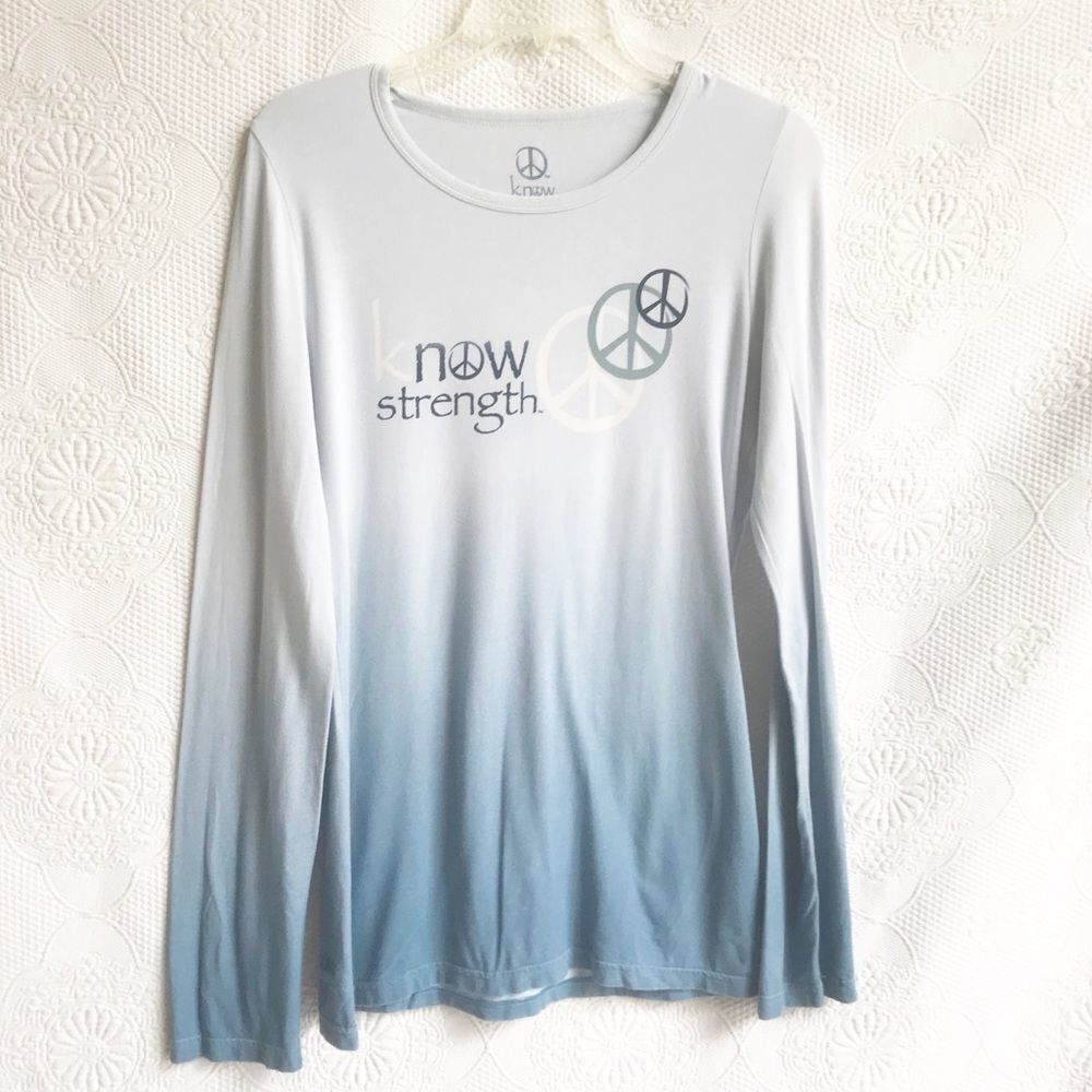 KNOW yoga shirt in blue ombré